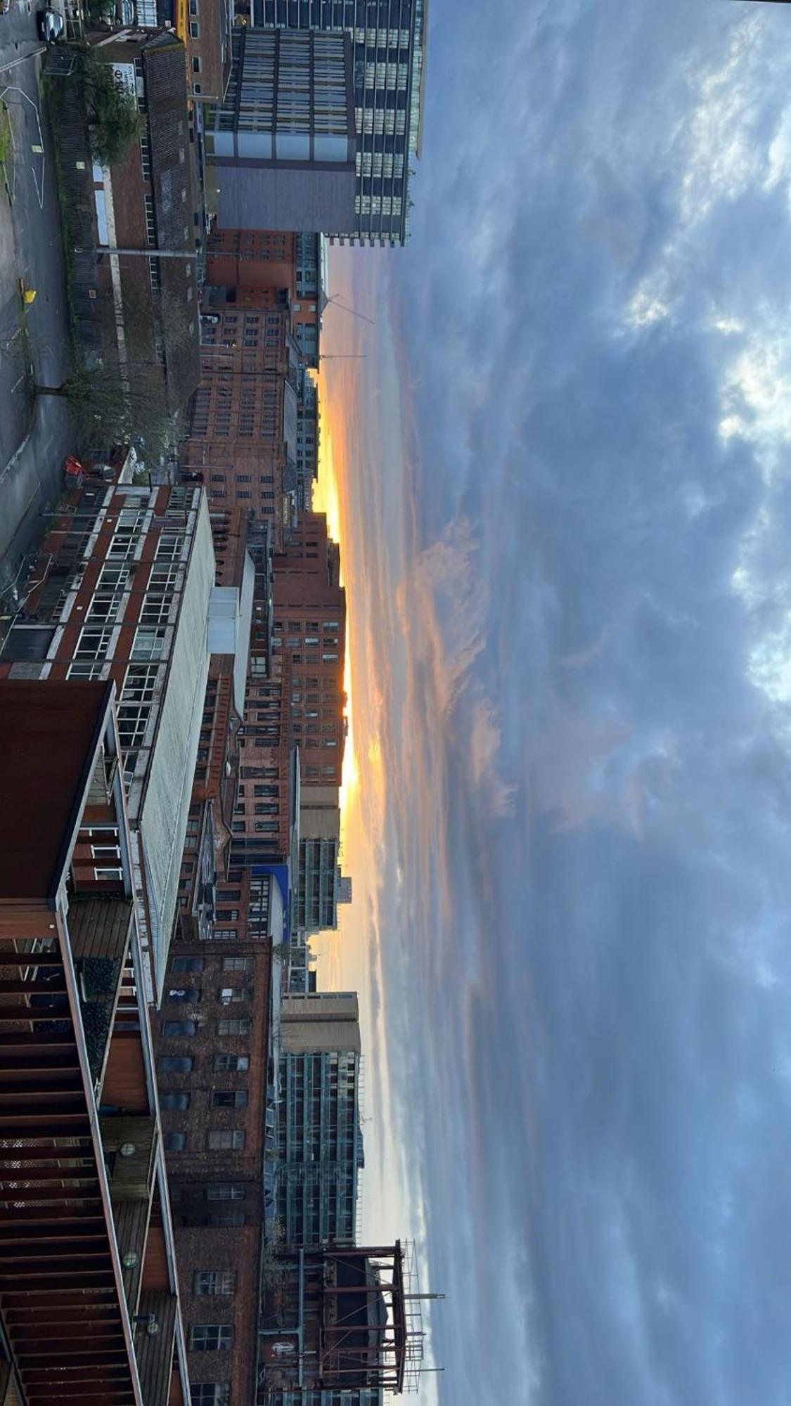 Central Manchester Luxury 2 Bed Apartment With Balcony 외부 사진