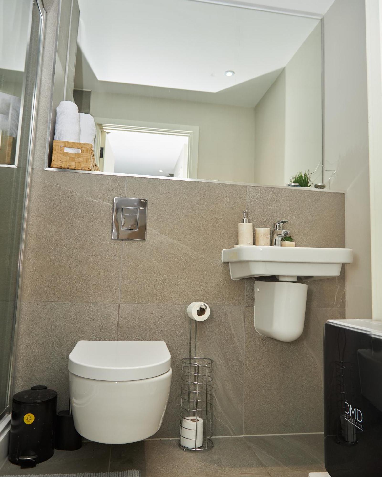 Central Manchester Luxury 2 Bed Apartment With Balcony 외부 사진